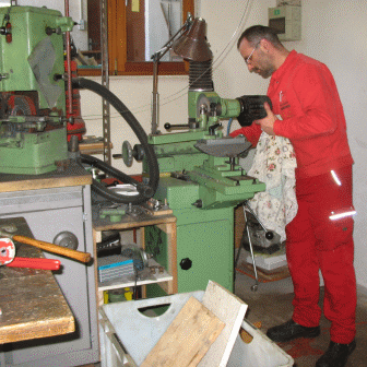 Forsttechnik Rudolf Berger - Wir machen Ihre 'alte' scharf!